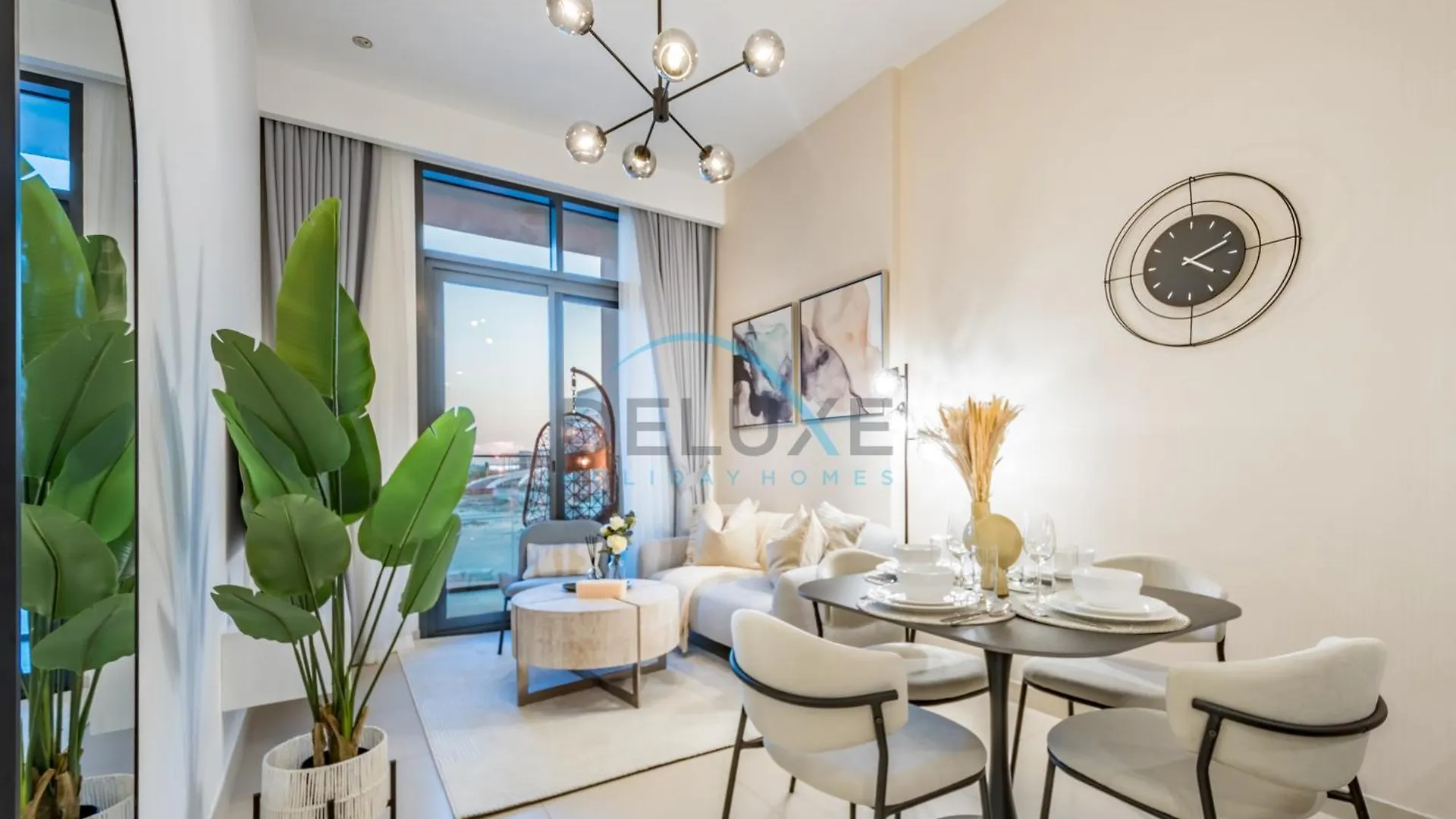 Contemporary 2Br In Azizi Park Avenue, Nad Al Sheba By Deluxe Holiday Homes Dubai 0*,